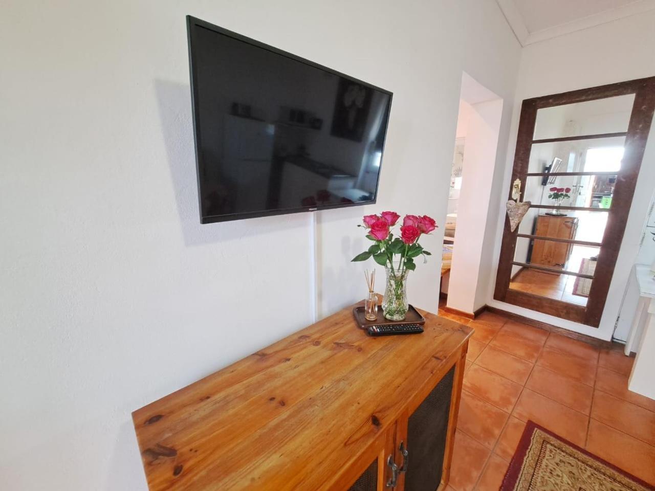 Worcester Gallery Cottage Экстерьер фото
