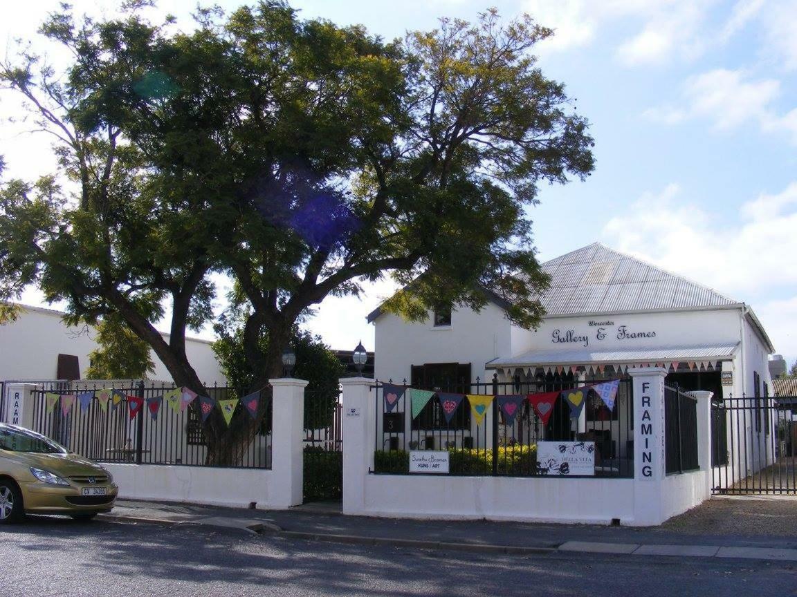 Worcester Gallery Cottage Экстерьер фото